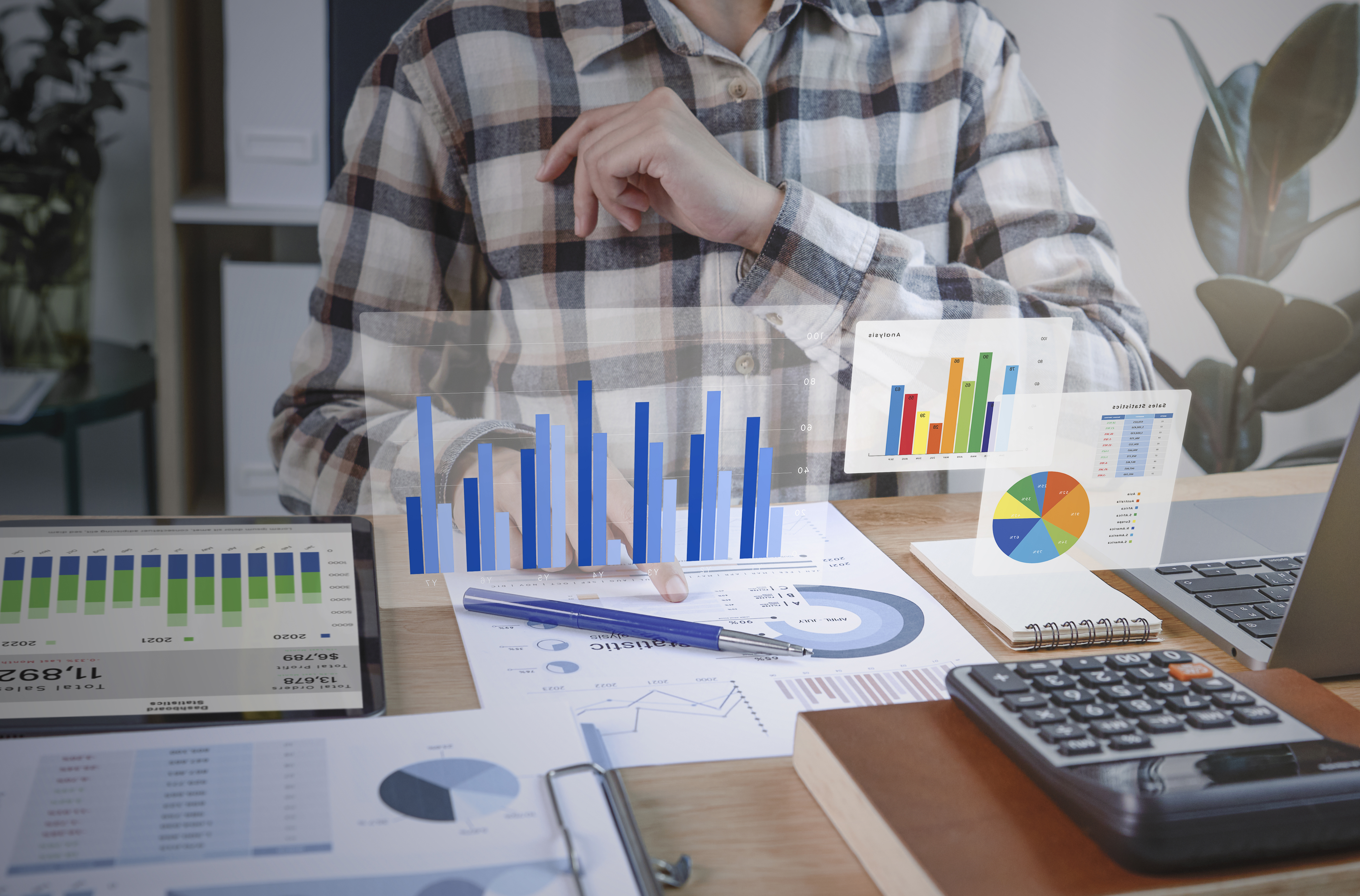 Real-Time Financial Insights Image